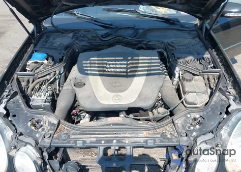 2009 Mercedes-Benz E 350 4Matic z USA, uszkodzony, nr VIN WDBUF87X49B434178